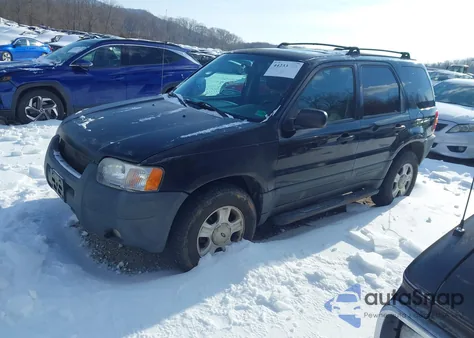 2004 Ford Escape Xlt from USA, damaged, VIN 1FMCU93184KB23772